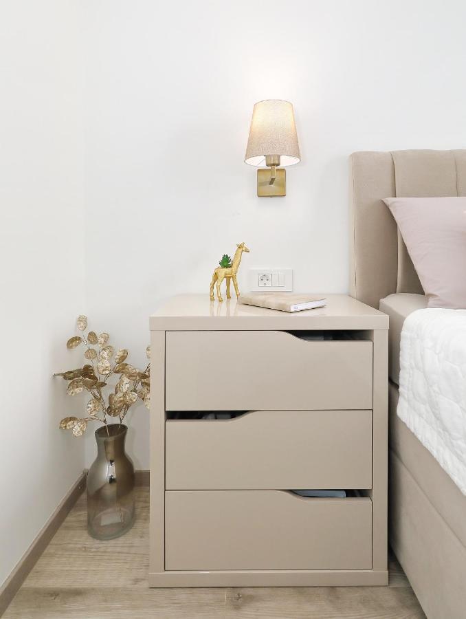 Apartman Chiara Galovac  Екстериор снимка