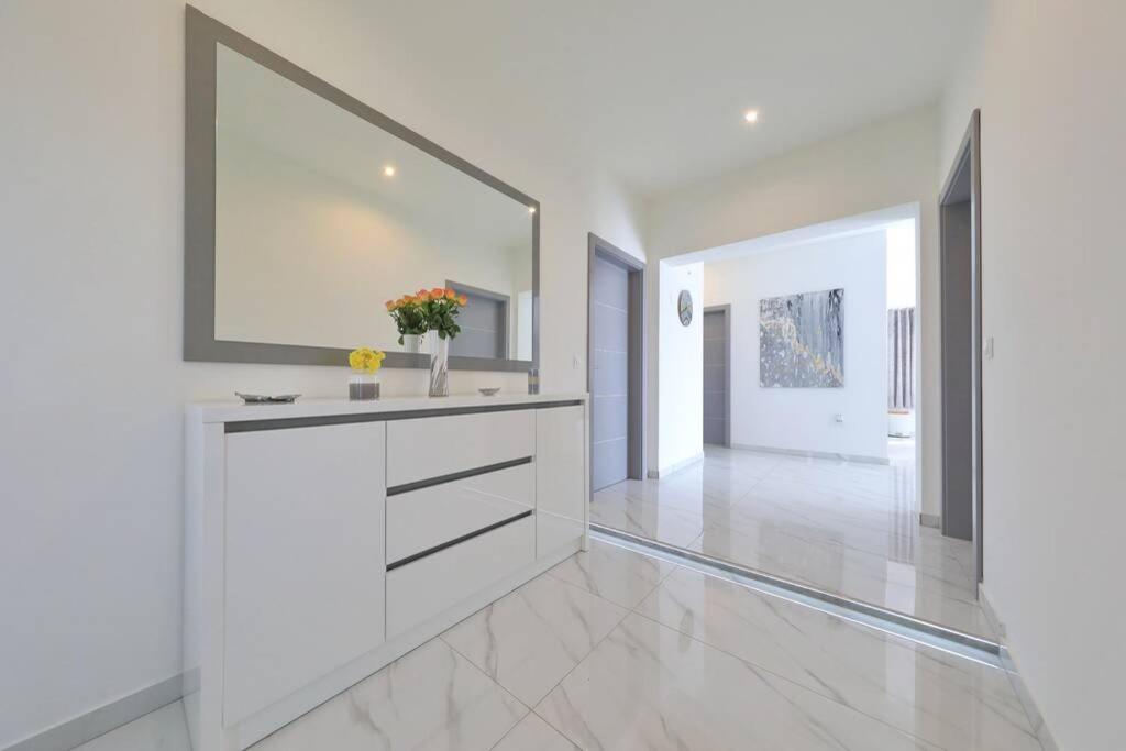 Apartman Chiara Galovac  Екстериор снимка