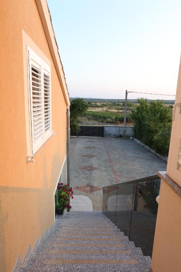 Apartman Chiara Galovac  Екстериор снимка